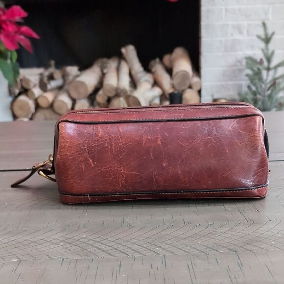 Vintage Bosca Brown Toiletry Bag with Genuine Leather and Zipper Closure - Picture 1 of 16
